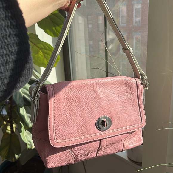 2008 Y2K Coach Hamilton Flap shoulder bag pink and white - Picture 14 of 14